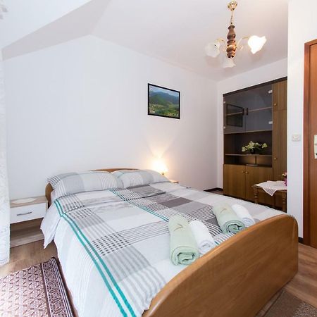 Apartament Apartman Dubravcic Otočac Zewnętrze zdjęcie