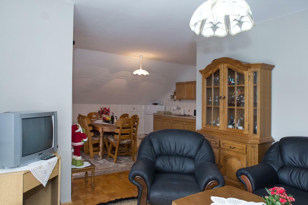 Apartament Apartman Dubravcic Otočac Zewnętrze zdjęcie
