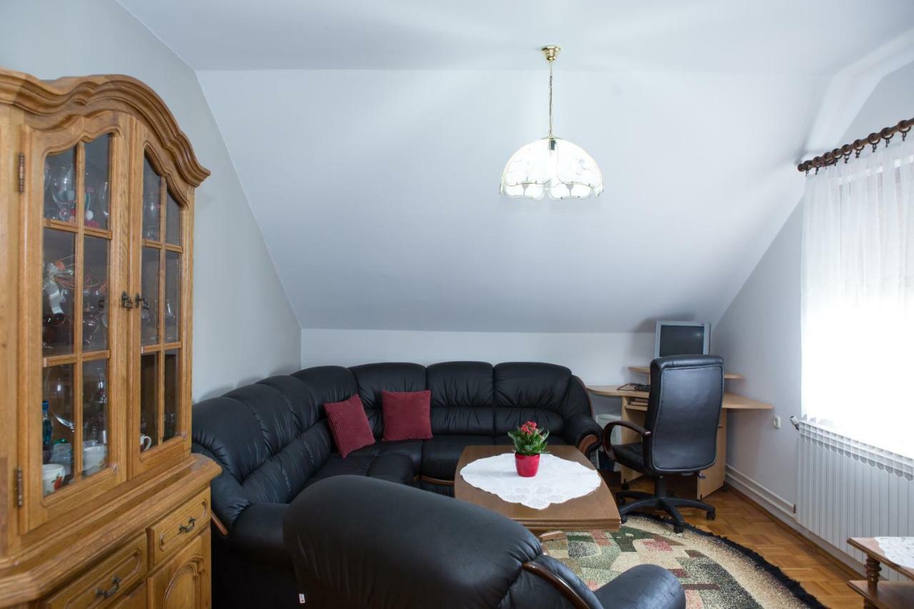 Apartament Apartman Dubravcic Otočac Zewnętrze zdjęcie
