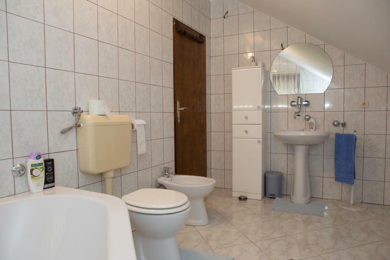 Apartament Apartman Dubravcic Otočac Zewnętrze zdjęcie